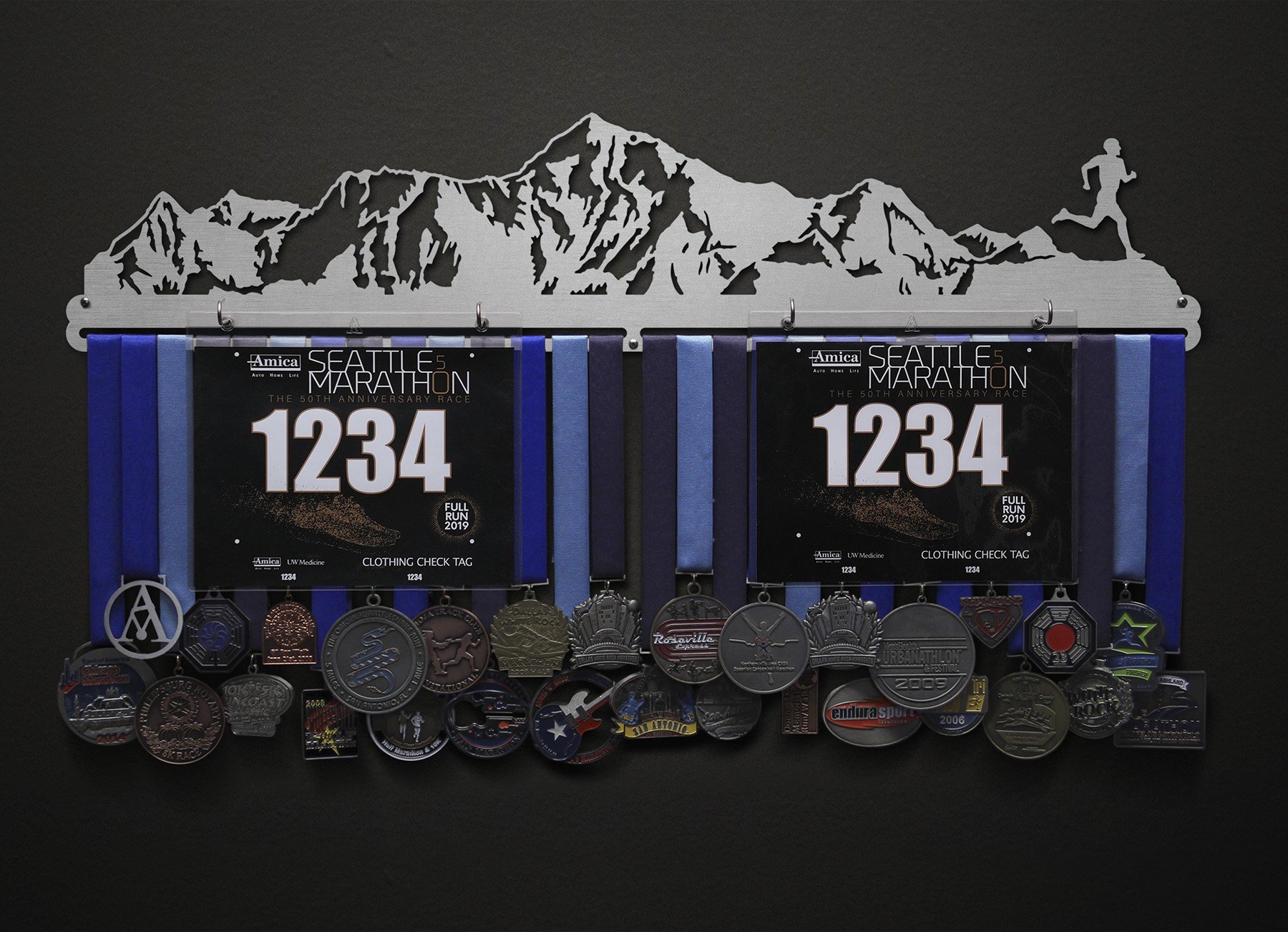 Mountainscape - Male - Version 2 Bib and Medal Display